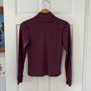 Duckworth heathered purple wool long sleeve hooded base layer